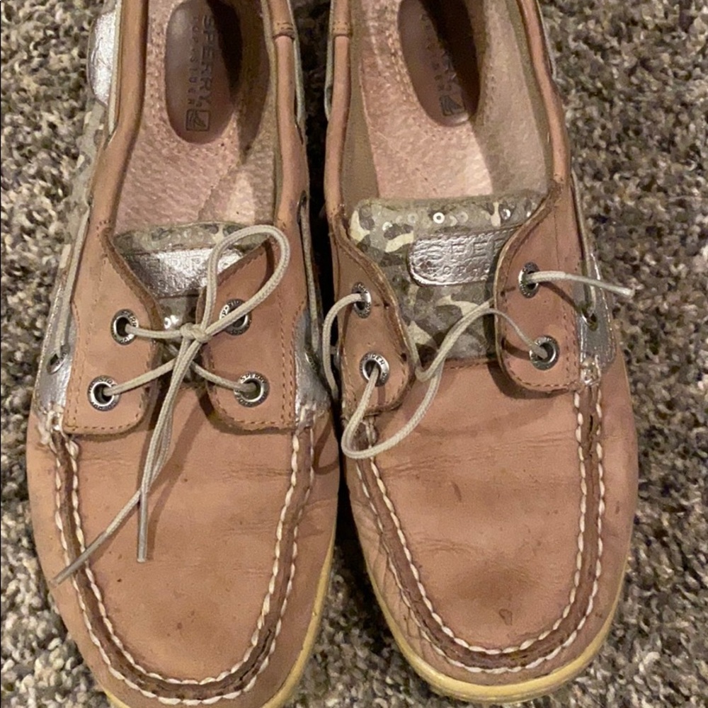 Size 7 Sperry’s